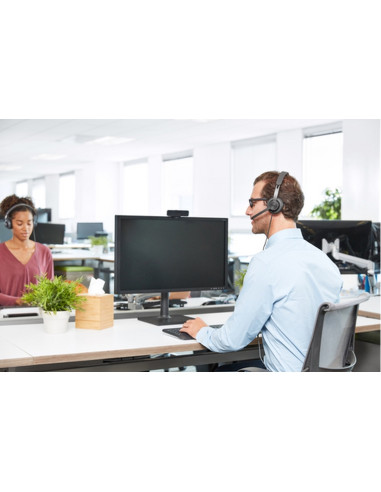 991-000338 Zone Wired Headset + C925e Webcam